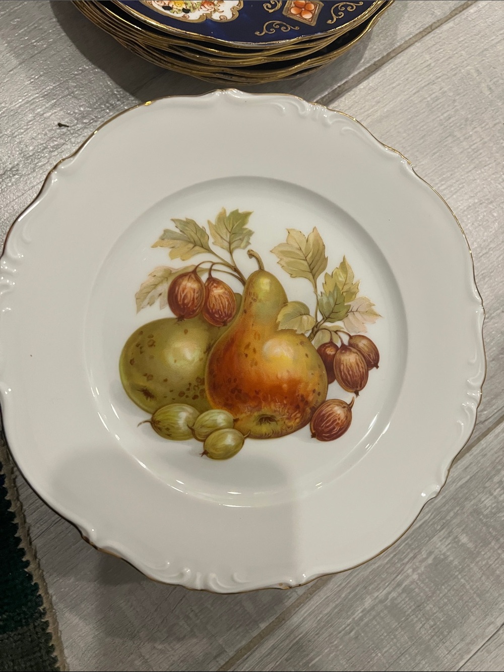 Classic Fruit Motif Porcelain Dinner Plate - White with Pear & Grape Design